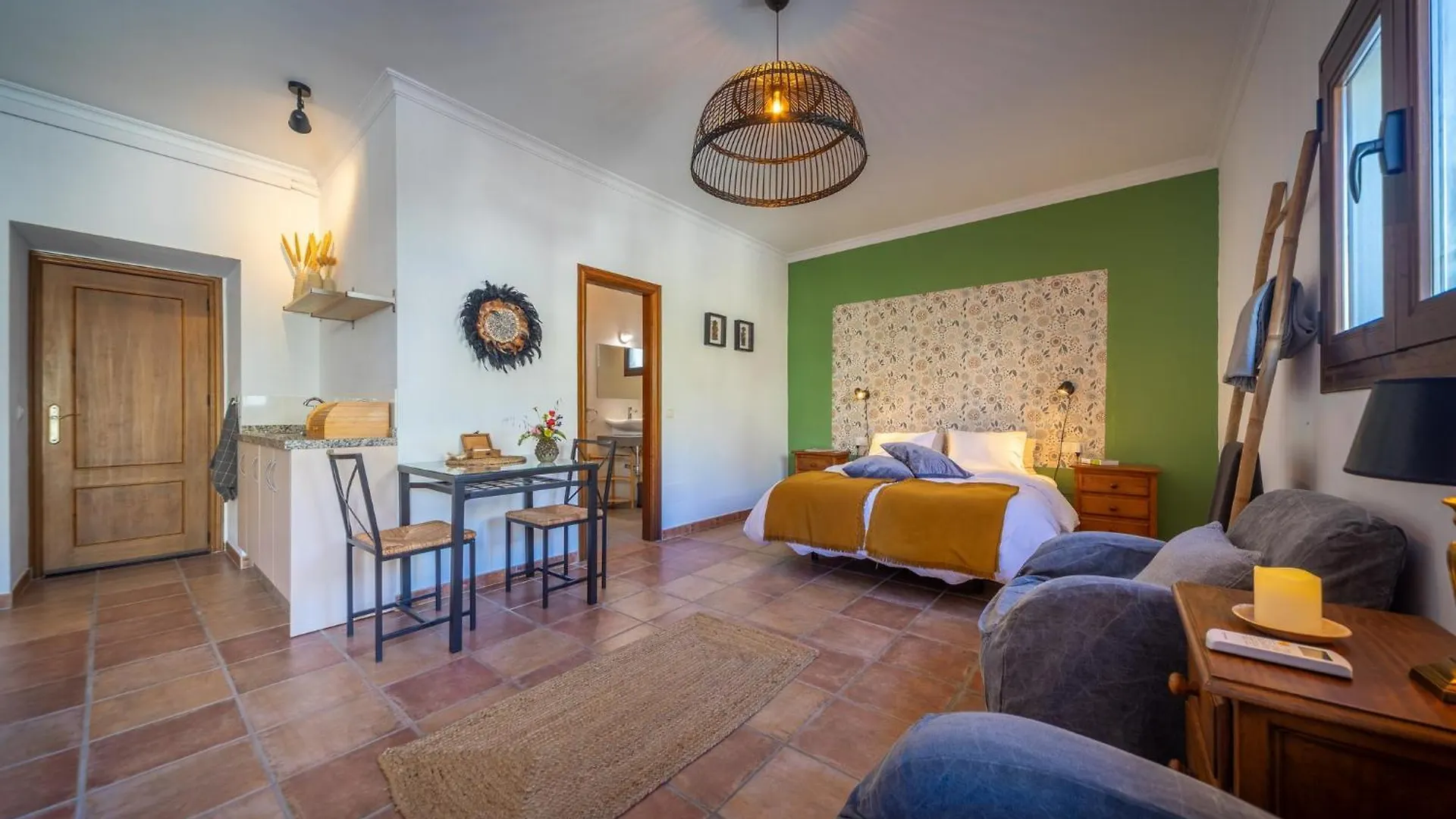 Bed and Breakfast Casa La Calera Teba