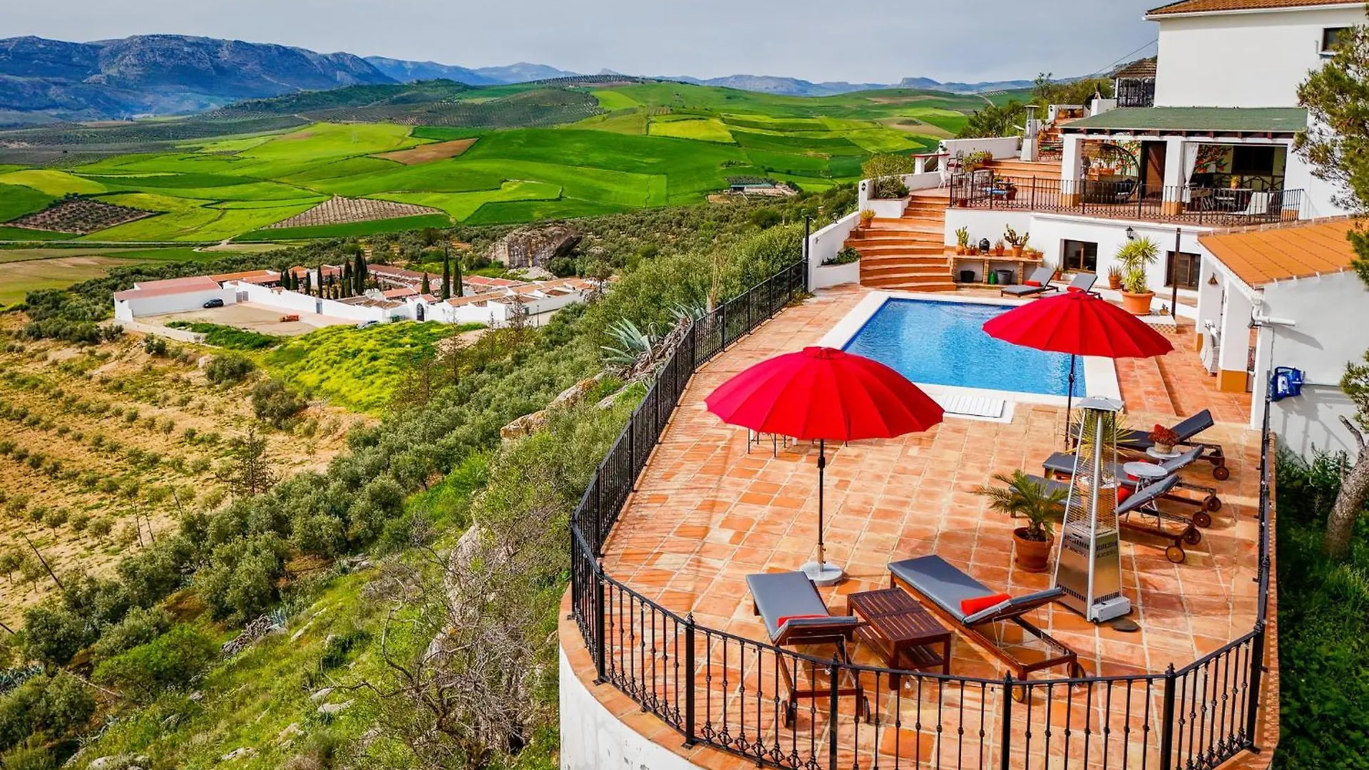 Bed and Breakfast Casa La Calera Teba