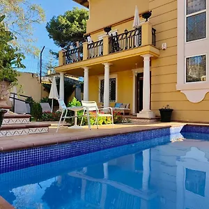 villa-lorena-malaga.1costadelsol.com/