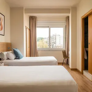 hotel-margarit.catalonia-hotels.com/